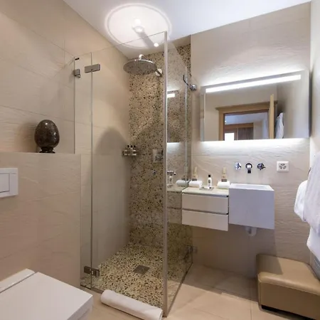 Apartman Chalet Kitzbuehel: An Exclusive Escape *